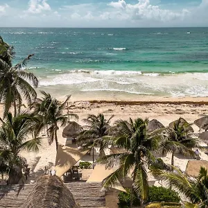 Niken Beachfront Hotel Tulum Pueblo