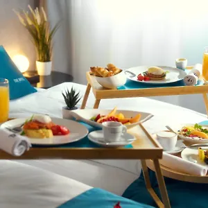 4* Otel The